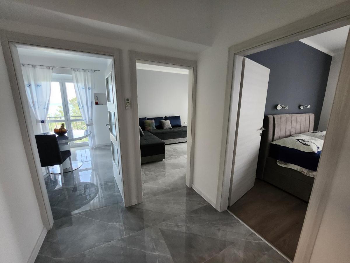 Airport Split Lejlighed Kaštel Štafilić Eksteriør billede