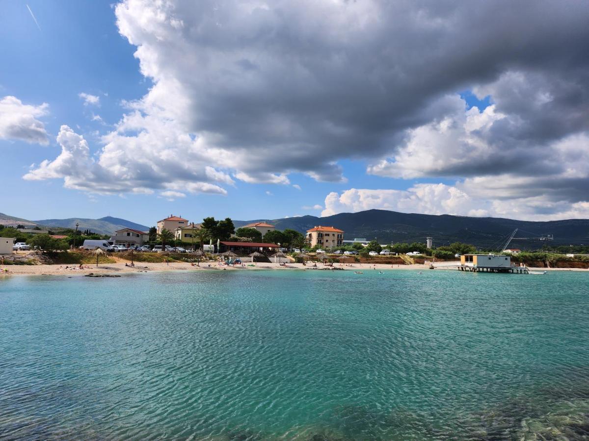 Airport Split Lejlighed Kaštel Štafilić Eksteriør billede